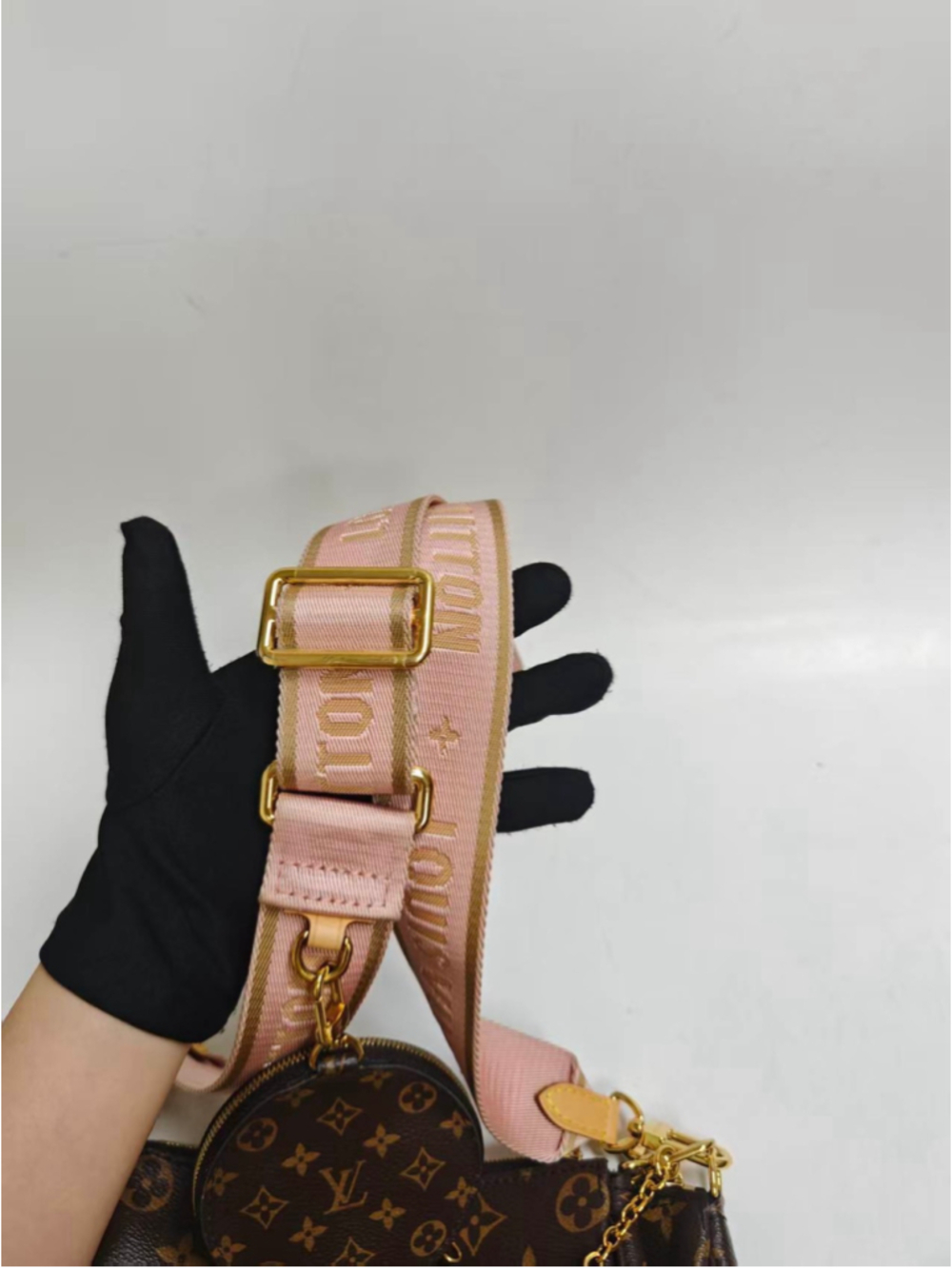 Louis Vuitton Multi Pochette Accessories Pink Strap Monogram EXCELLENT - Picture 6 of 16
